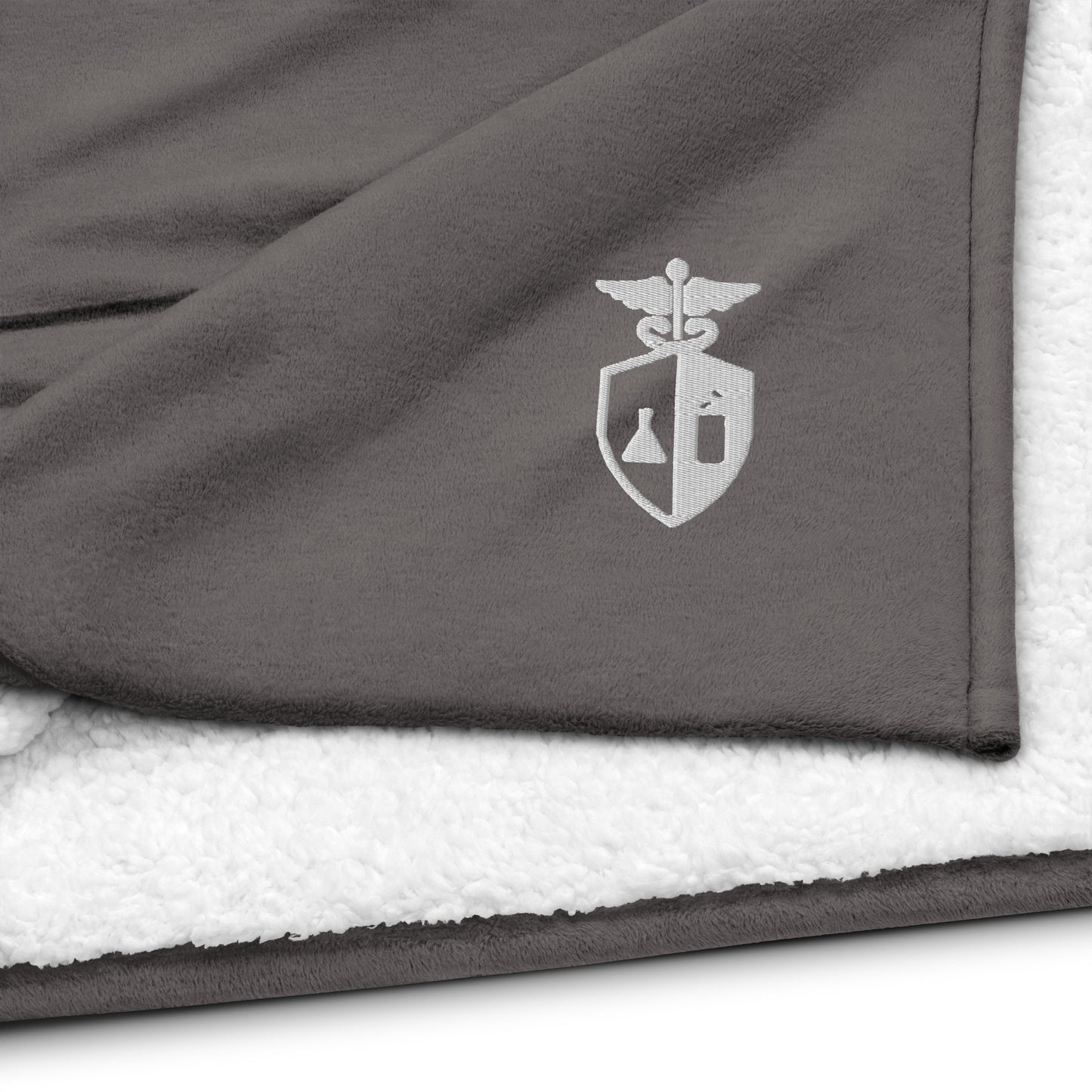 Premium sherpa blanket - Innovation Compounding